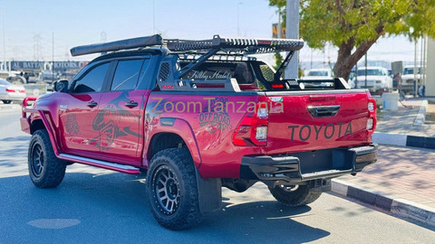 Toyota Hilux 2.8D - 5/6