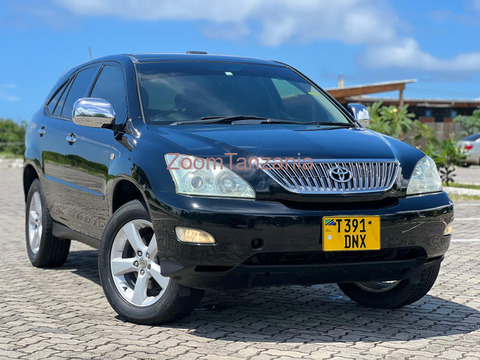 Harrier gari nzuri ml:23,800,000/= - 2/4