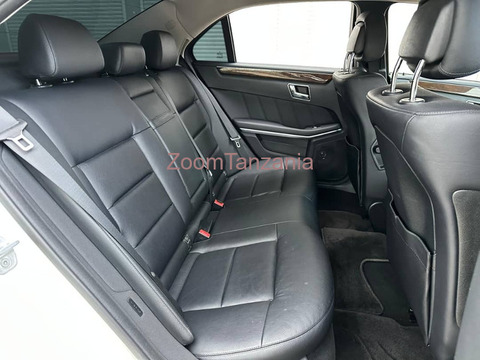 Mercedez benz. E CLASS.  2011 - 5/6
