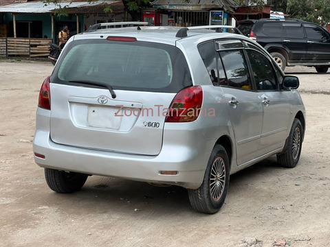 Toyota Spacio - 3/6