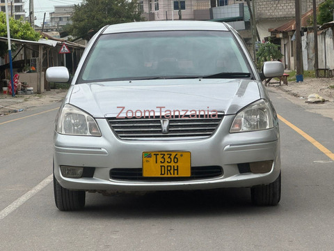 Toyota Premio F - 3/6