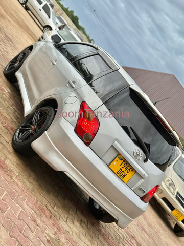 Toyota Ist - 5/6