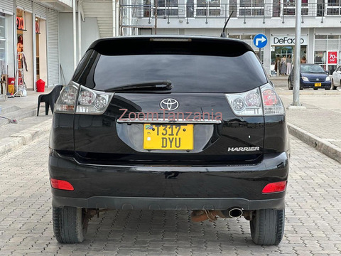 Toyota Harrier - 3/6
