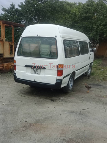 Hiace.         2004 - 5/6