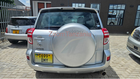 Rav 4.       2007 - 3/6