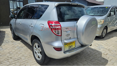 Rav 4.       2007 - 6/6