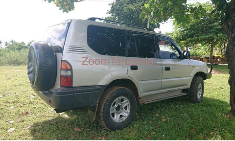 Land Cruiser Prado 1990 - 2/5