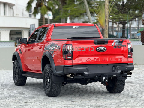 Ford Raptor.      2025 - 5/6
