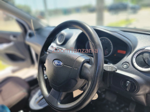 Ford Figo - 5/6
