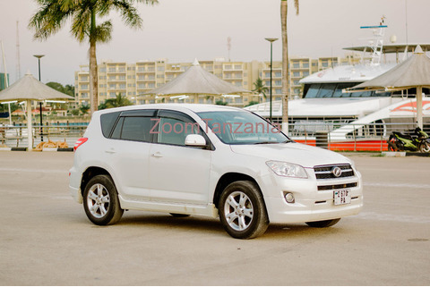 Rav4 5 door - 2010 - 2/3