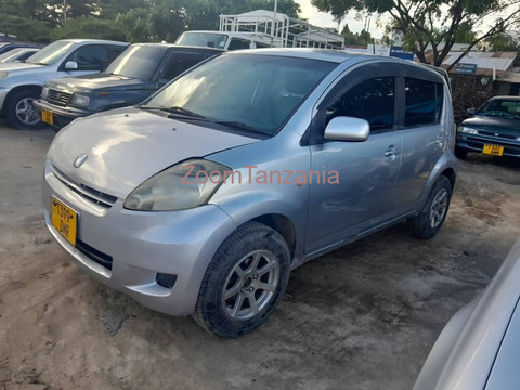 Toyota Passo - 3/5