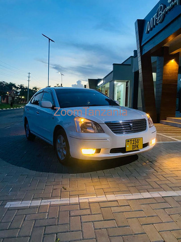 Toyota Premio F - 5/6