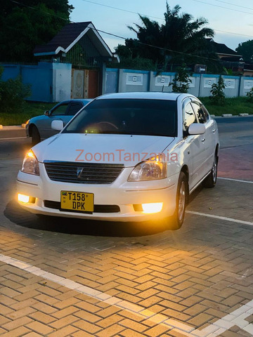 Toyota Premio F - 6/6