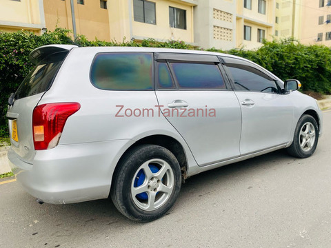 Toyota Fielder - 5/5