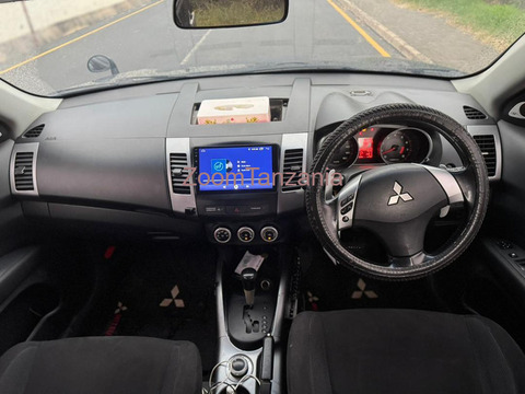 Mitsubishi outlander - 2/6