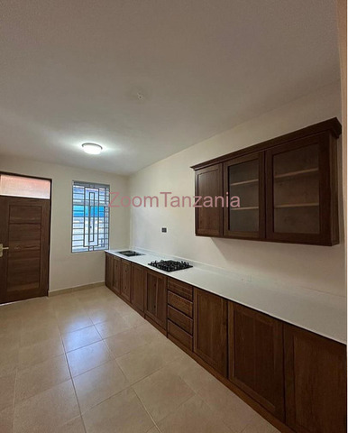 APPRATMENT UNUNIO BEACH - 3/6