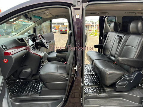 Toyota Vellfire - 5/6