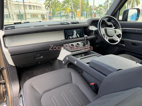 2021 LANDROVER DEFENDER - 2/4