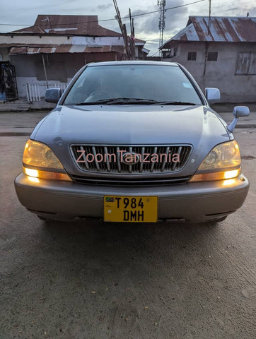 Toyota Harrier Old model - 6/6