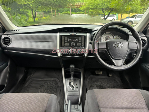 Toyota Fielder New model - 2/6