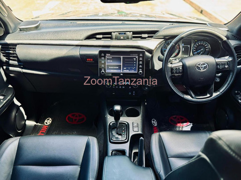 Toyota hillux double cabin - 3/6