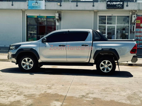 Toyota hillux double cabin - 6/6