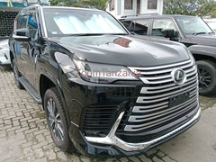 Lexus lx 600