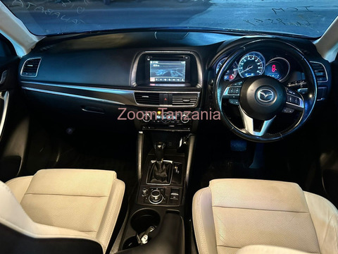 Mazda cx 5.      2015 - 3/5