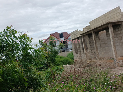 KWA MILIONI 25 UNAMILIKI KIWANJA KARIBU NA BAHARI KIGAMBONI - 2/3