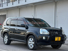 Nissan x trial