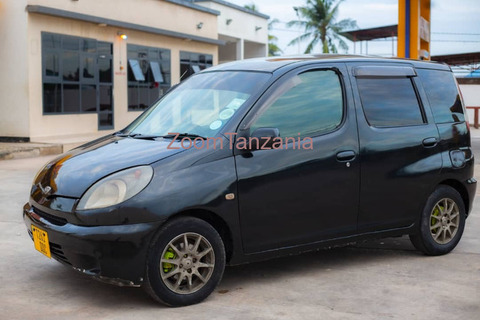 Toyota fancago - 3/6