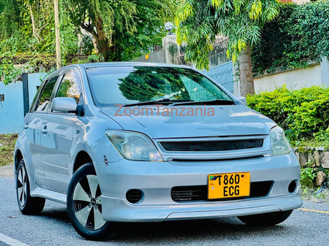 Toyota ist - 6/6