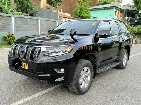 TOYOTA PRADO - 2/6