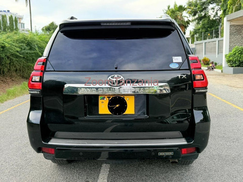 TOYOTA PRADO - 4/6