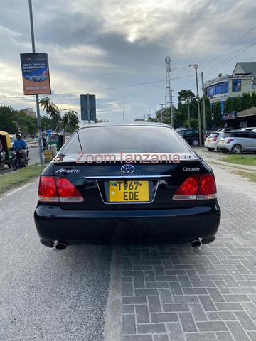 Toyota crown - 3/6