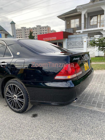 Toyota crown - 4/6