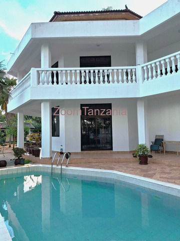 Beach House for Sale - 2/3