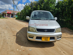 Noah.  Sr40.       2002