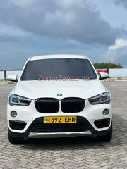 BmwX1 gari nzuri ml:40,000,000/=