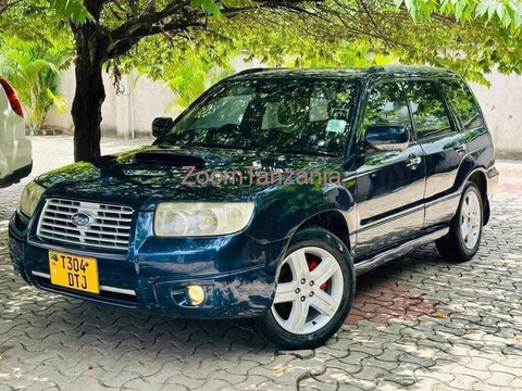 Forester.     2005 - 3/6