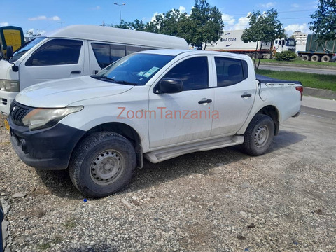 Mitsubishi Pick up - Double Cabin