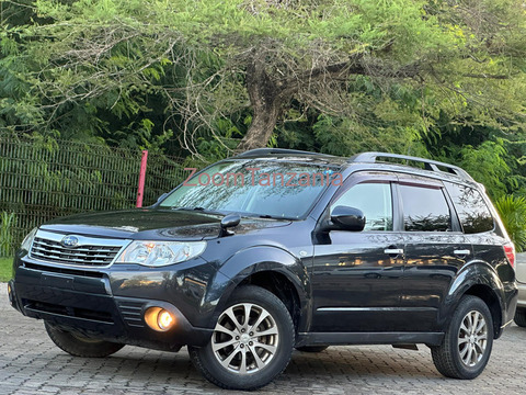 Forester.     2009 - 4/6
