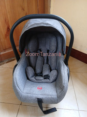 Baby's car seat