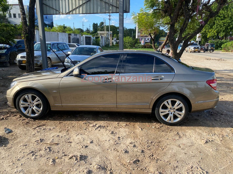Mercedez benz.  C class.  2009 - 5/6