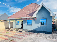 nyumba kujitegemea inapangishwa nyasaka blessing