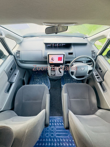 Toyota noah new shep - 5/6