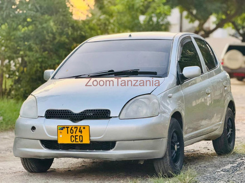 Vitz.     2002 - 5/6