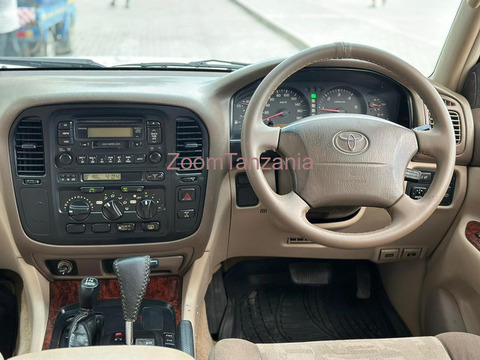Toyota Landcruiser vx - 5/6