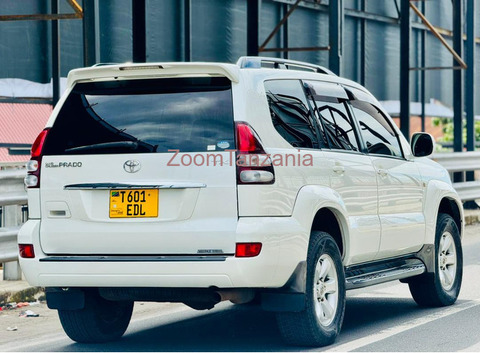 Land cruiser Prado Price 48.8M call/ 0713095050 - 3/6