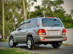 Toyota Landcruiser VX limited